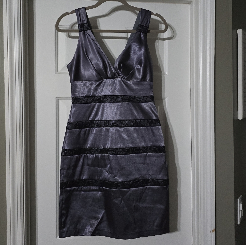 Bisou Bisou Dress with Black Accents